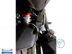 Honda CB300F Twister Protector guarda depósito líquido de freno duraluminio MotoPERIMETRO 4266 MotoPERIMETRO Bajaj BMW Honda Kawasaki Suzuki Benelli KTM Yamaha Beta Ducati Voge Motomorini Aprilia