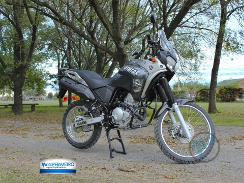 MotoPERIMETRO 4371 Caballete central Yamaha XTZ250 XT250Z Center Stand Pata de Cabra Tenere Lander ABS Bajaj BMW Honda Kawasaki Suzuki Benelli KTM Beta Ducati Voge